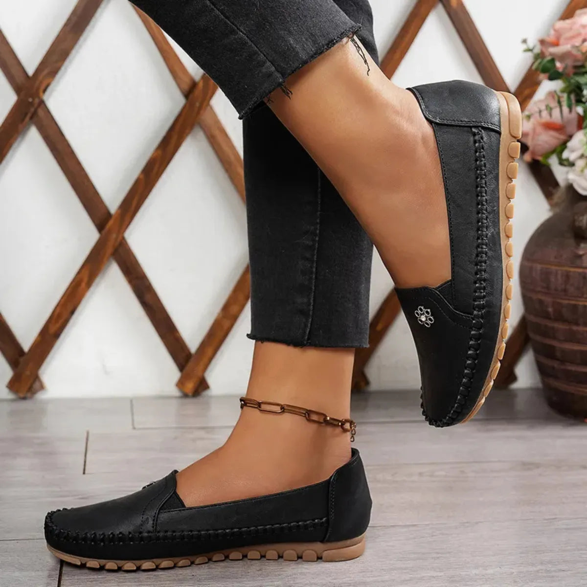 Verona Leather Moccasin Flats - Slip-On Loafers for Women