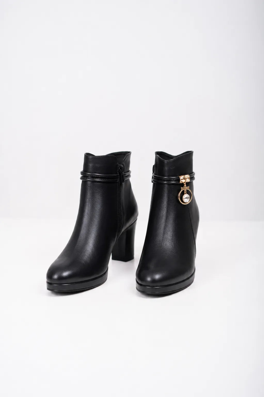 Ellor Jewel Charm Ankle Boot – Jet Black