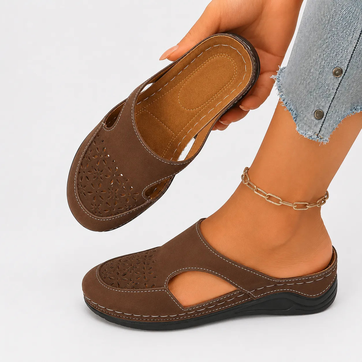 Ellor Siena Wedge Sandal – Brown
